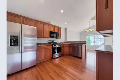 3381 Cameron Drive, Elgin, IL 60124 - Photo 8