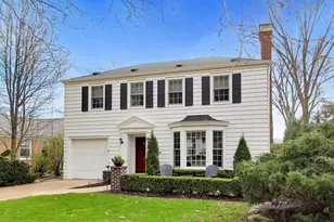 105 Lakeside Pl, Highland Park, IL 60035 - Photo 2