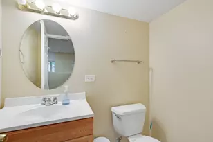 2704 Bay View Cir, Algonquin, IL 60102 - Photo 18