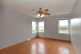 4914 Louise St, Skokie, IL 60077 - Photo 8