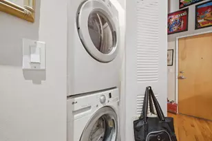 758 N Larrabee St, Chicago, IL 60610 - Photo 12