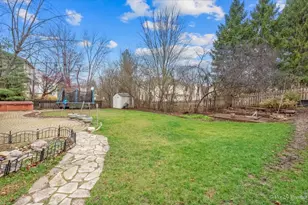 515 Surrey Ridge Dr, Cary, IL 60013 - Photo 34