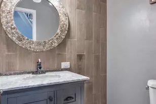 515 Surrey Ridge Dr, Cary, IL 60013 - Photo 10