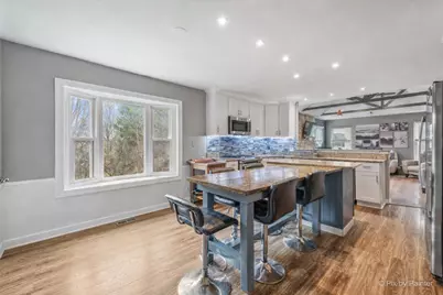 515 Surrey Ridge Drive, Cary, IL 60013 - Photo 14