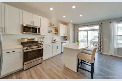 8988 Dolby Street, Huntley, IL 60142 - Photo 6