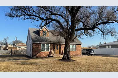 7700 W 83rd Street, Bridgeview, IL 60455 - Photo 2