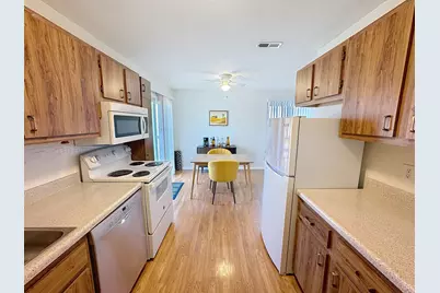 1816 53rd Street #9, Moline, IL 61265 - Photo 8