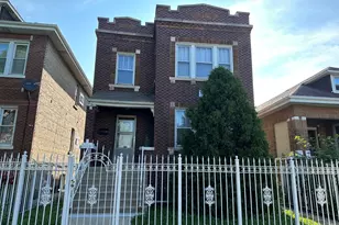 5349 S Fairfield Ave, Chicago, IL 60632 - Photo 1