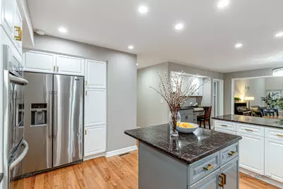 9 Devonshire Lane, Lincolnshire, IL 60069 - Photo 24