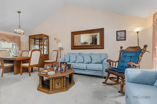 1124 N Anvil Ct, Addison, IL 60101 - Photo 6