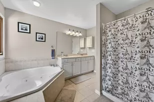 206 Griffin Pl, Poplar Grove, IL 61065 - Photo 18