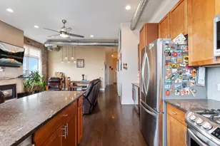 949 N Willard Ct, Chicago, IL 60642 - Photo 8