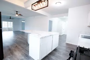 529 E McKenney St, Dixon, IL 61021 - Photo 16