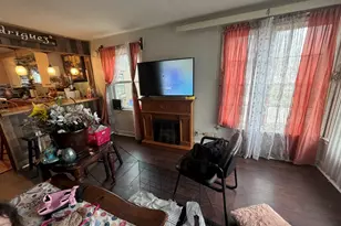 1916 Loomis St, Rockford, IL 61102 - Photo 8