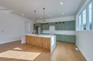 3059 Longcommon Pkwy, Elgin, IL 60124 - Photo 10