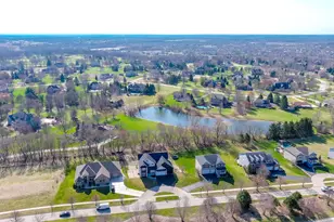 3059 Longcommon Pkwy, Elgin, IL 60124 - Photo 36