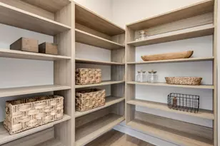 8020 W O'Connor Dr, River Grove, IL 60171 - Photo 10