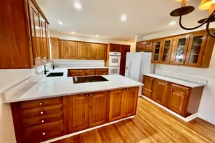 26 Windsor Dr, Oak Brook, IL 60523 - Photo 4