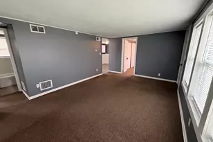 535 15th Ave, Silvis, IL 61282 - Photo 4