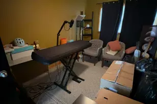 2571 Suffield St, Des Plaines, IL 60016 - Photo 4