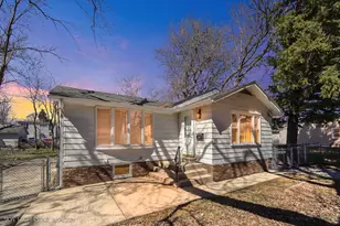 19 Stryker Ave, Joliet, IL 60436 - Photo 2