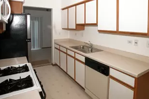 1062 Sheridan Cir, Naperville, IL 60563 - Photo 6