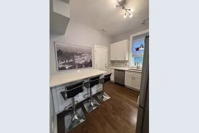 [Address not provided], Chicago, IL 60618 - Photo 8