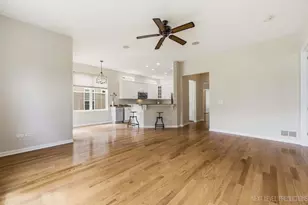 3844 Valhalla Dr, Elgin, IL 60124 - Photo 10