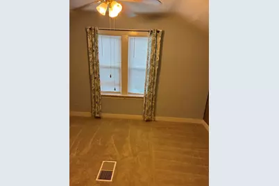 5452 W Warwick Avenue, Chicago, IL 60641 - Photo 14