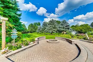 568 Pamela Ct, Gilberts, IL 60136 - Photo 8