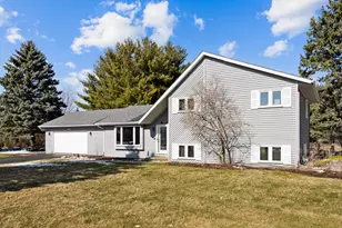 568 Pamela Ct, Gilberts, IL 60136 - Photo 34