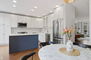 2718 N Southport Ave, Chicago, IL 60614 - Photo 16