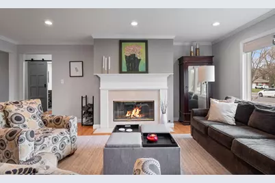 160 E Lahon Street, Park Ridge, IL 60068 - Photo 4