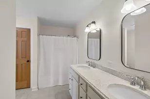 1128 Tara Dr, Woodstock, IL 60098 - Photo 16