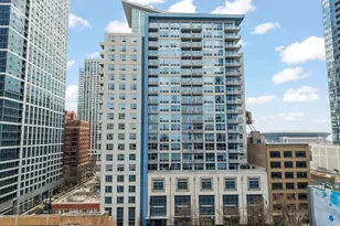 1305 S Michigan Ave, Chicago, IL 60605 - Photo 2