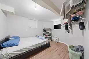 4706 W Berenice Ave, Chicago, IL 60641 - Photo 20