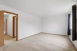 627 Virginia Rd, Crystal Lake, IL 60014 - Photo 10