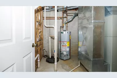 8 Rock Garden Court #1, Bloomington, IL 61704 - Photo 32