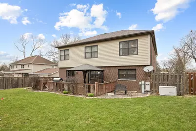 23W531 W Walnut Street, Roselle, IL 60172 - Photo 34