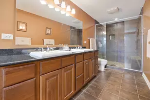 23W531 W Walnut St, Roselle, IL 60172 - Photo 22