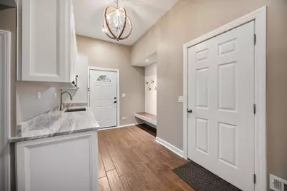 23W531 W Walnut Rd Road, Roselle, IL 60172 - Photo 16