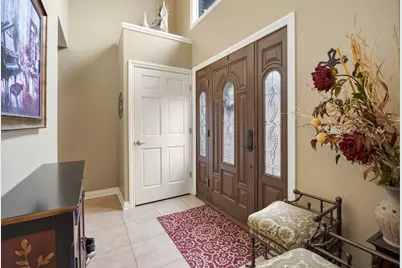 23W531 W Walnut Street, Roselle, IL 60172 - Photo 4