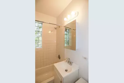 1624 W Morse Avenue #403, Chicago, IL 60626 - Photo 6