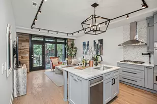 6526 S Ingleside Ave, Chicago, IL 60637 - Photo 4