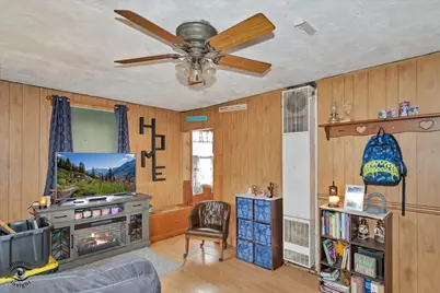 611 Daniels Street, Wilmington, IL 60481 - Photo 4
