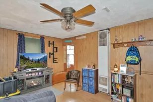 611 Daniels St, Wilmington, IL 60481 - Photo 4