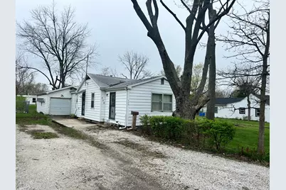 356 E Fulton Street, Paxton, IL 60957 - Photo 1