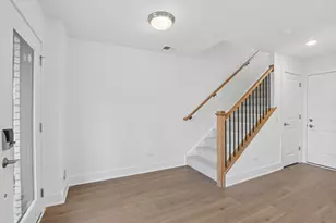 6318 Lexington St, Morton Grove, IL 60053 - Photo 4