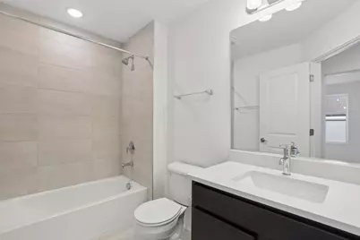 6318 Lexington Street, Morton Grove, IL 60053 - Photo 18