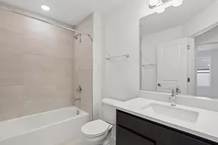 6318 Lexington St, Morton Grove, IL 60053 - Photo 18